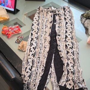 No Boundaries Black and White Tie-Waist Wide Leg Pants
